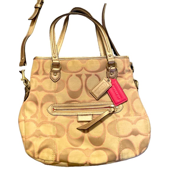Coach Handbags - Vintage Coach Daisy Signature Outline Metallic Shoulder Hobo Bag with 2 hangtag